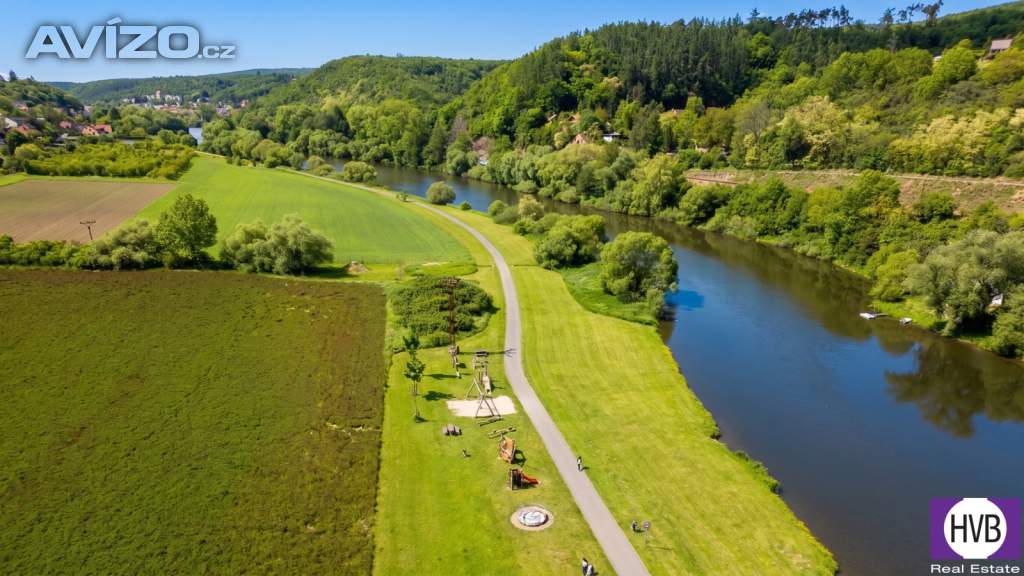 Foto inzerátu Prodej stavebního pozemku 1046 m², Stradonice, okr. Beroun