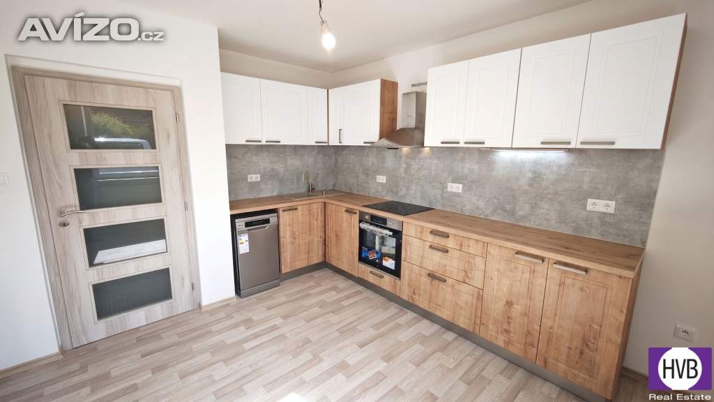 Foto inzerátu Prodej RD 5+kk 160 m2, pozemek 359 m2, Popovice, okr. Benešov.