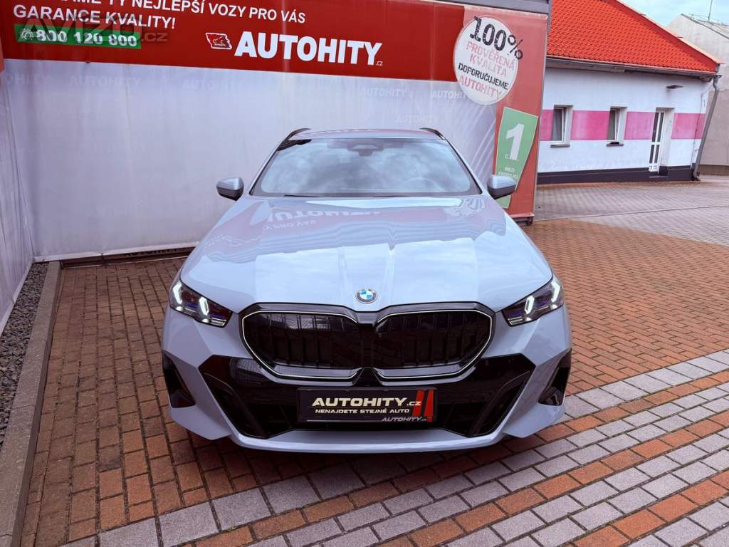 Foto inzerátu BMW 540d xDrive, Serviska, Záruka