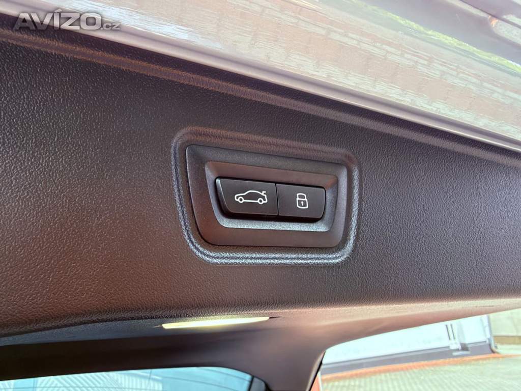 Foto inzerátu BMW 540d xDrive, Serviska, Záruka