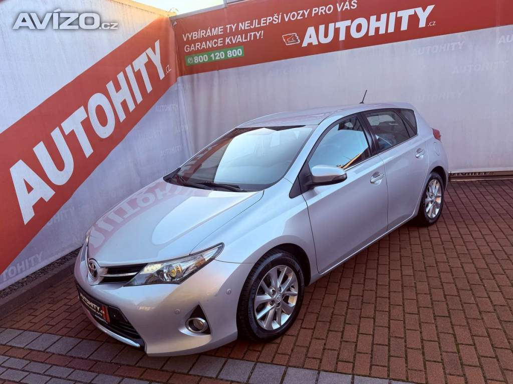 Toyota Auris 1.6 Life+, Serviska