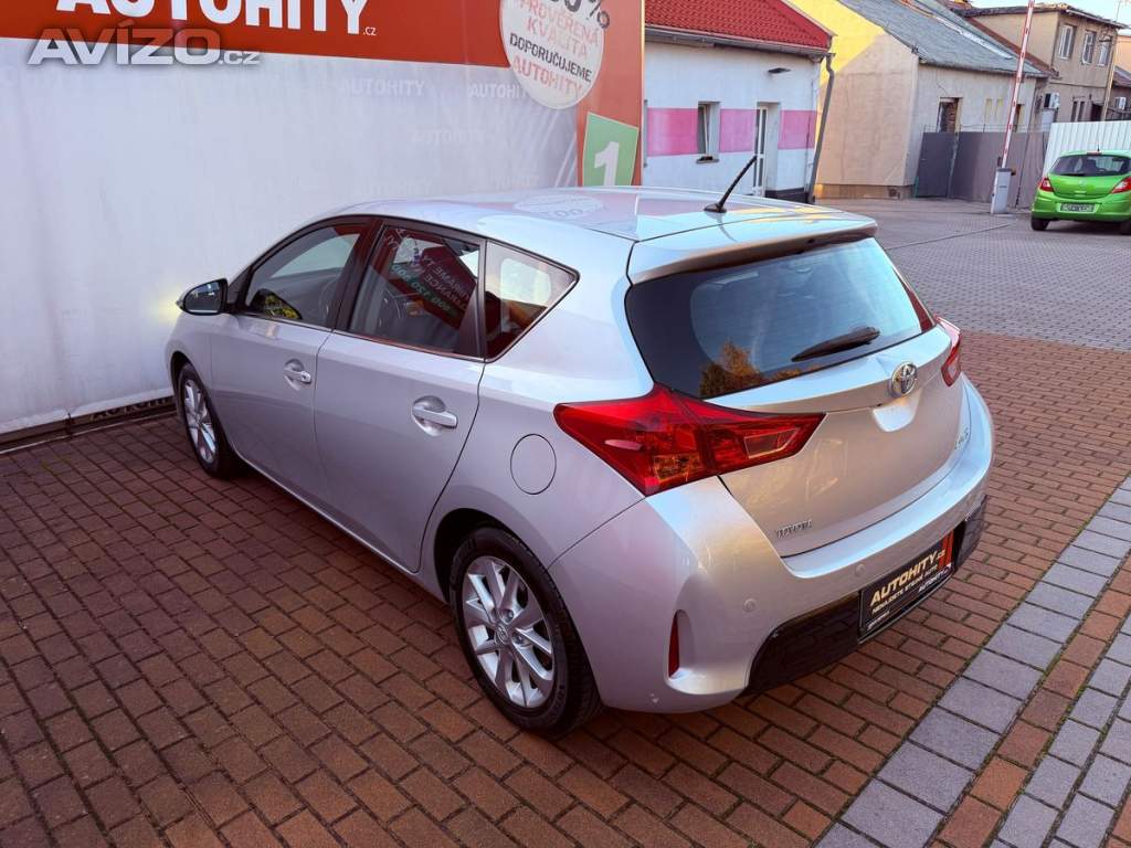 Foto inzerátu Toyota Auris 1.6 Life+, Serviska