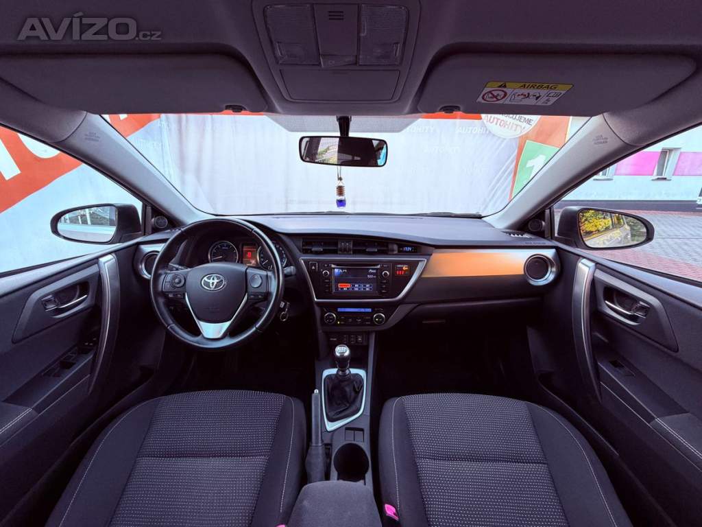 Foto inzerátu Toyota Auris 1.6 Life+, Serviska