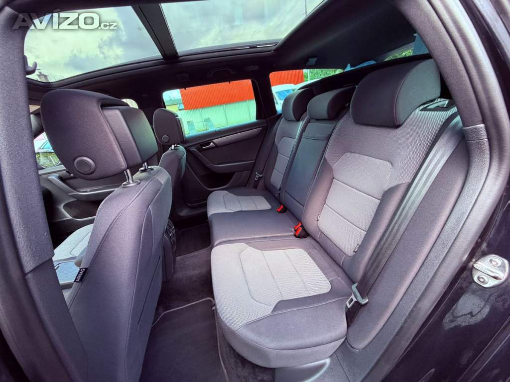 Foto inzerátu Volkswagen Passat 2.0 TDi Highline, Pano, Dynaud