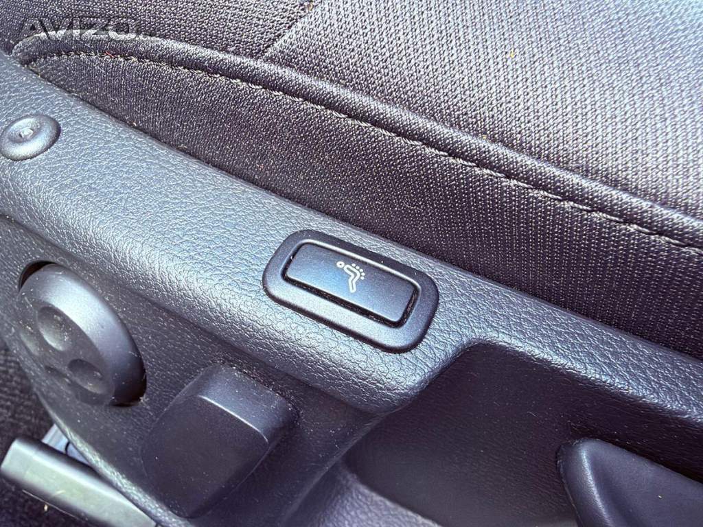 Foto inzerátu Volkswagen Passat 2.0 TDi Highline, Pano, Dynaud