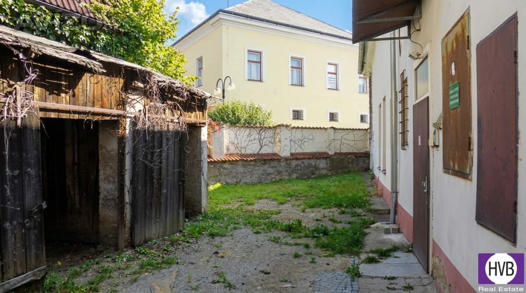 Foto inzerátu Prodej stavby občanské vybavenosti, cca 380 m2, v centru města Přibyslav, okr. Havlíčkův Brod
