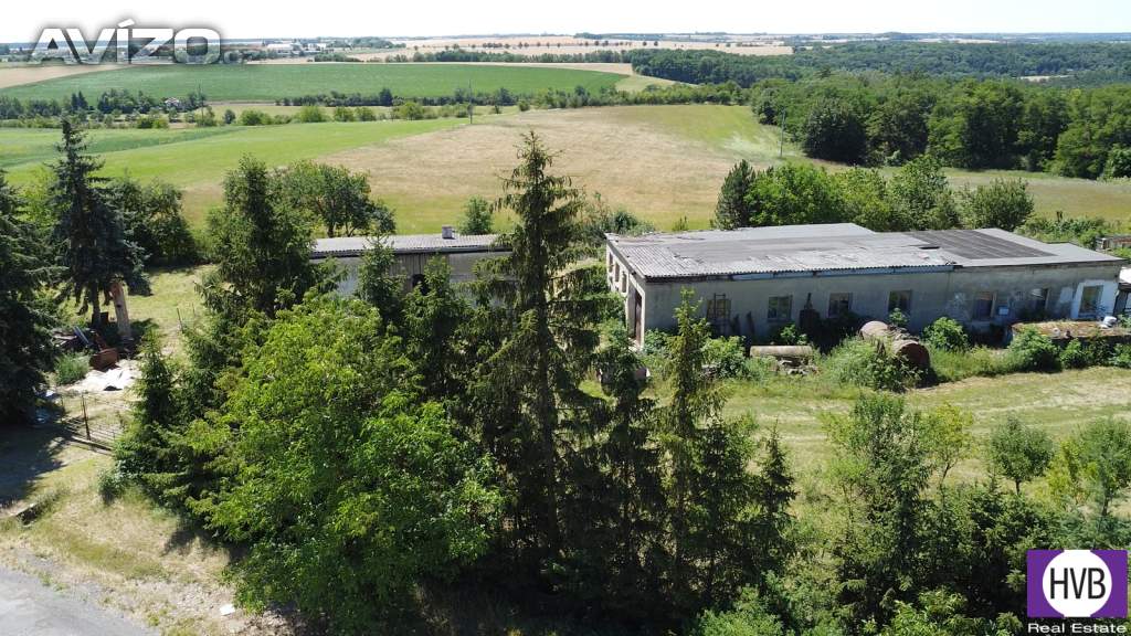 Foto inzerátu Prodej RD 80 m², zemědělská budova 220 m², pozemek 2600 m², Svrkyně, okr. Praha-západ.