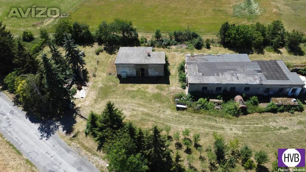 Foto inzerátu Prodej RD 80 m², zemědělská budova 220 m², pozemek 2600 m², Svrkyně, okr. Praha-západ.