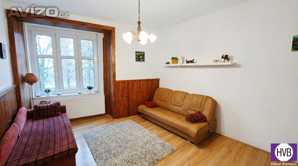 Prodej rodinného domu 300 m², pozemek 213 m², Dobrovice, okr. Mladá Boleslav.