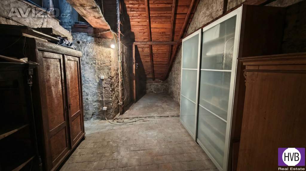 Foto inzerátu Prodej rodinného domu 300 m², pozemek 213 m², Dobrovice, okr. Mladá Boleslav.