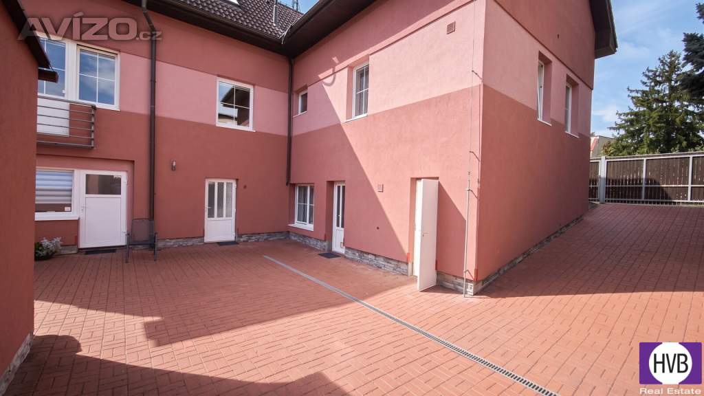 Foto inzerátu Pronájem nebytového prostoru 32 m², ul. U Cikánky, Praha 13 - Stodůlky