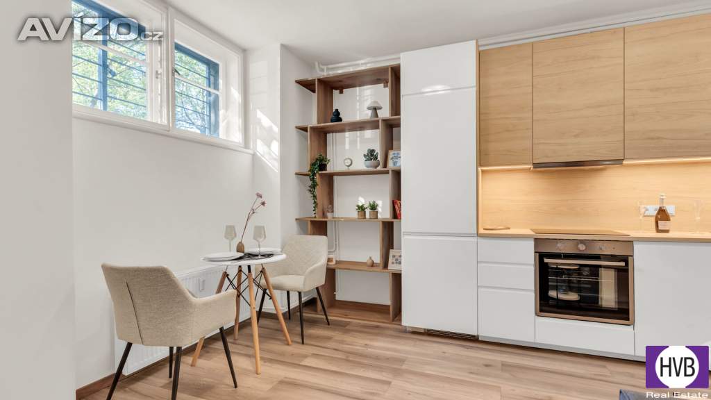Foto inzerátu Prodej komerční jednotky 1+kk 30 m2, OV, Praha 3 - Vinohrady