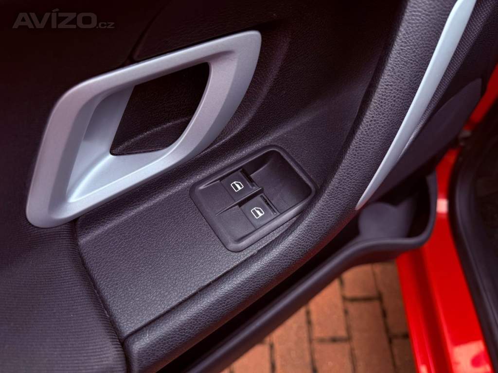 Foto inzerátu Škoda Fabia 1.6 Elegance, AutoAC, Serviska