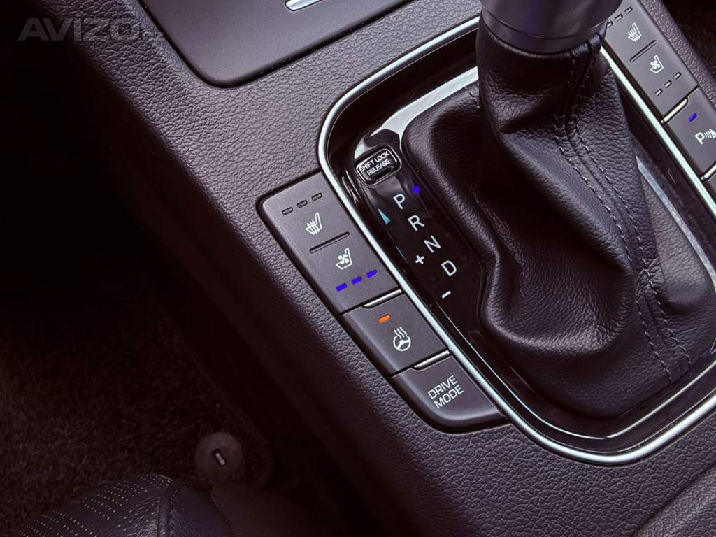 Foto inzerátu Hyundai i30 1.4 T-GDi Premium Aut., Servis