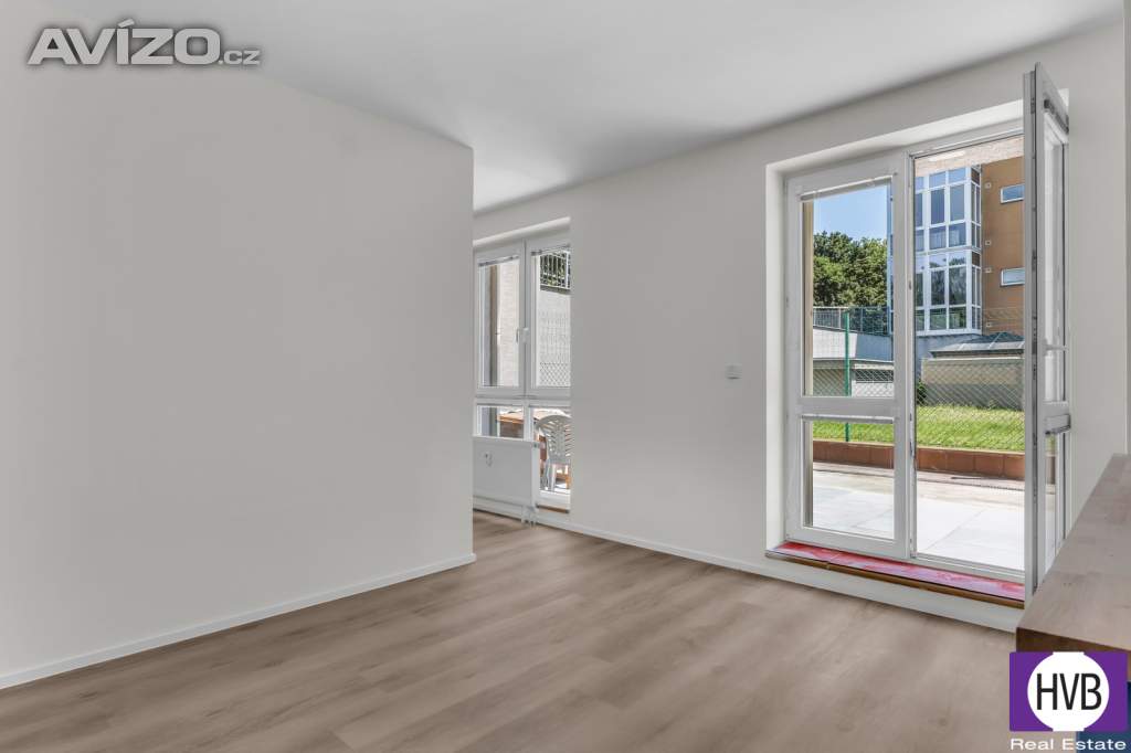 Foto inzerátu Prodej bytu 1+kk 35 m2 + předzahrádka 48 m2, OV, Praha 8 - Troja, ul. Vřesová