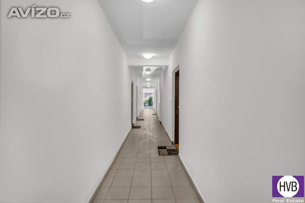 Foto inzerátu Prodej bytu 1+kk 35 m2 + předzahrádka 48 m2, OV, Praha 8 - Troja, ul. Vřesová
