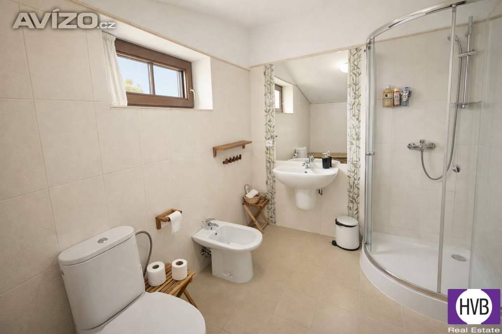 Foto inzerátu Pronájem rodinného domu 4+kk 156 m2, zahrada 404 m2, Úvaly, Praha - východ