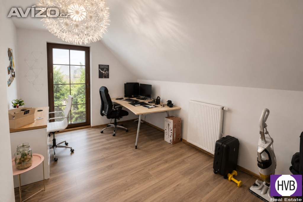 Foto inzerátu Pronájem rodinného domu 4+kk 156 m2, zahrada 404 m2, Úvaly, Praha - východ