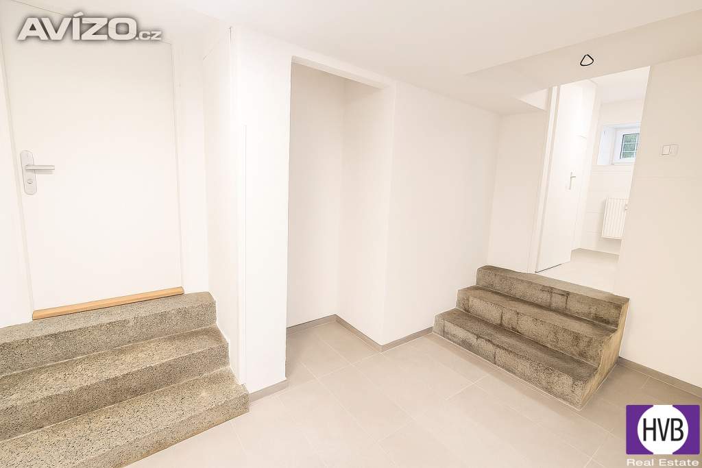 Foto inzerátu Pronájem bytu 2+kk 62 m2, OV, Praha 4 - Podolí, ul. Dvorecké náměstí