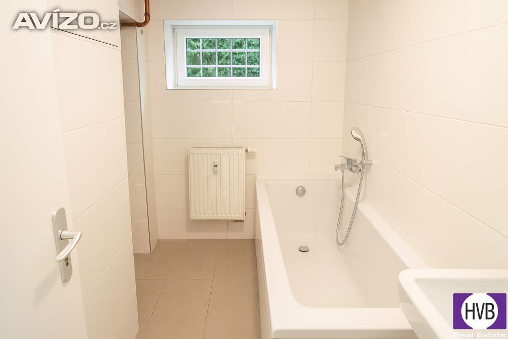 Foto inzerátu Pronájem bytu 2+kk 62 m2, OV, Praha 4 - Podolí, ul. Dvorecké náměstí