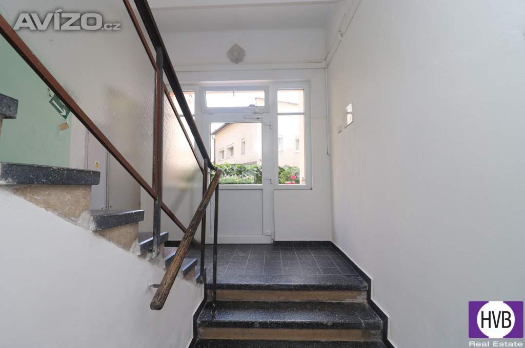Foto inzerátu Pronájem bytu 2+kk 62 m2, OV, Praha 4 - Podolí, ul. Dvorecké náměstí