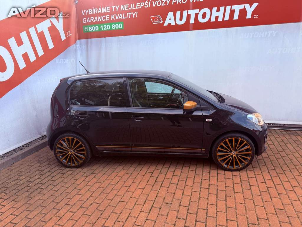 Foto inzerátu Volkswagen up! 1.0 Colour Serviska