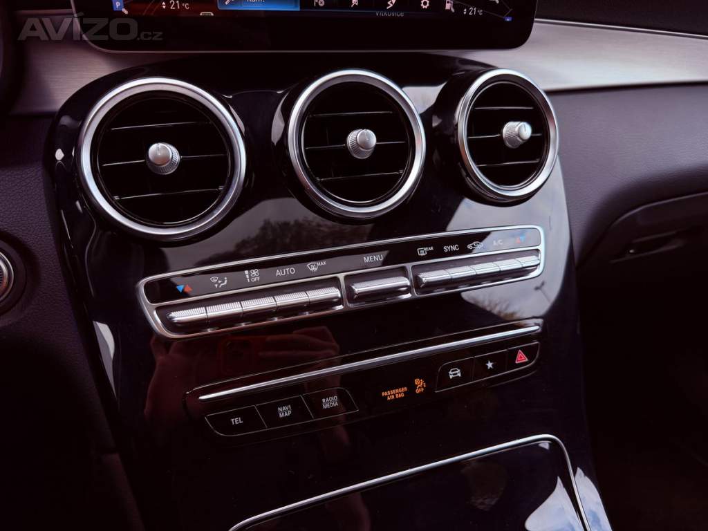 Foto inzerátu Mercedes-Benz GLC 300d 4Matic Coupe, ČR, Distron