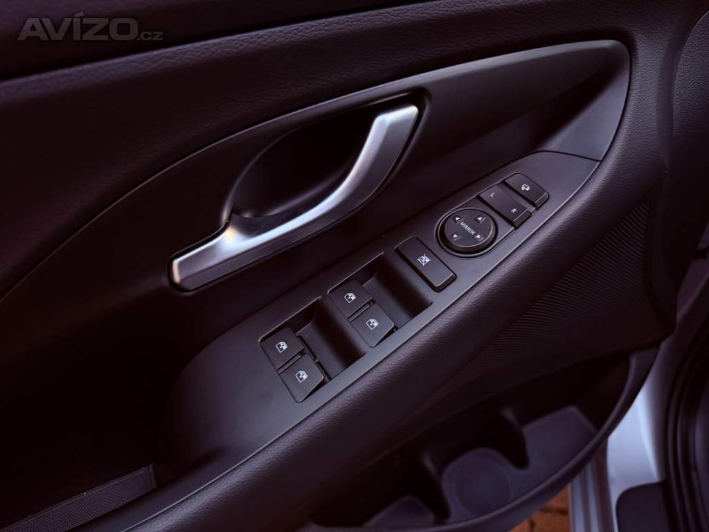 Foto inzerátu Hyundai i30 1.5 CVVT Comfort, ČR, Záruka