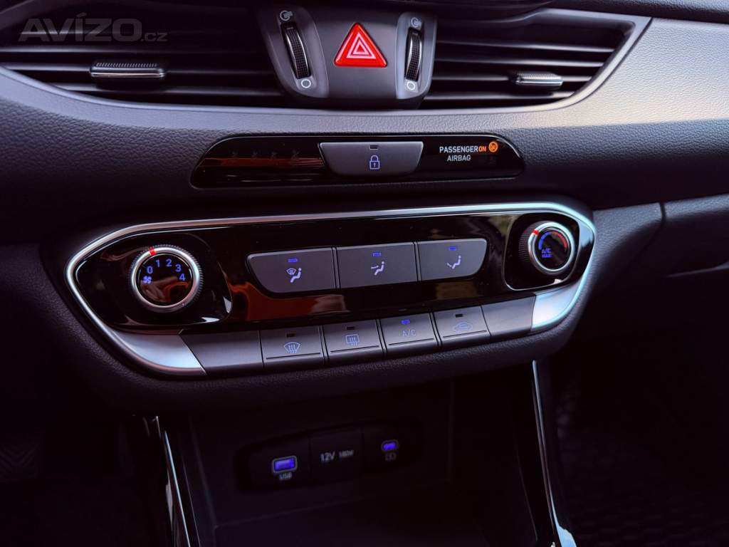 Foto inzerátu Hyundai i30 1.5 CVVT Comfort, ČR, Záruka