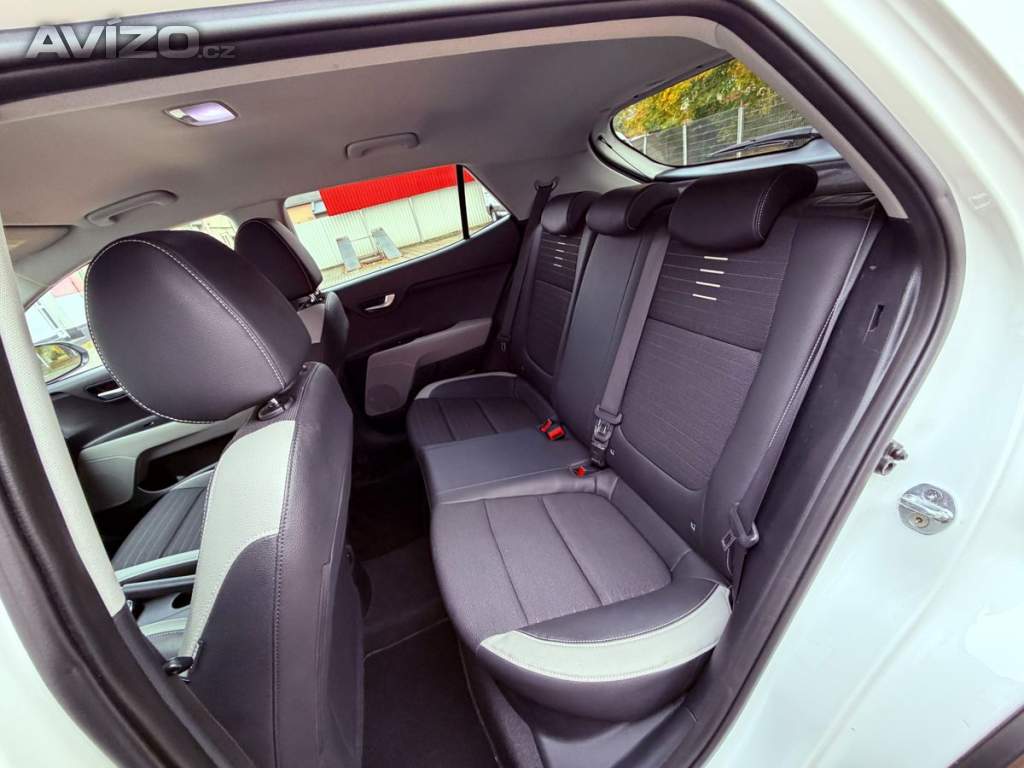 Foto inzerátu Kia Stonic 1.4 Exclusive, Serviska, TOP