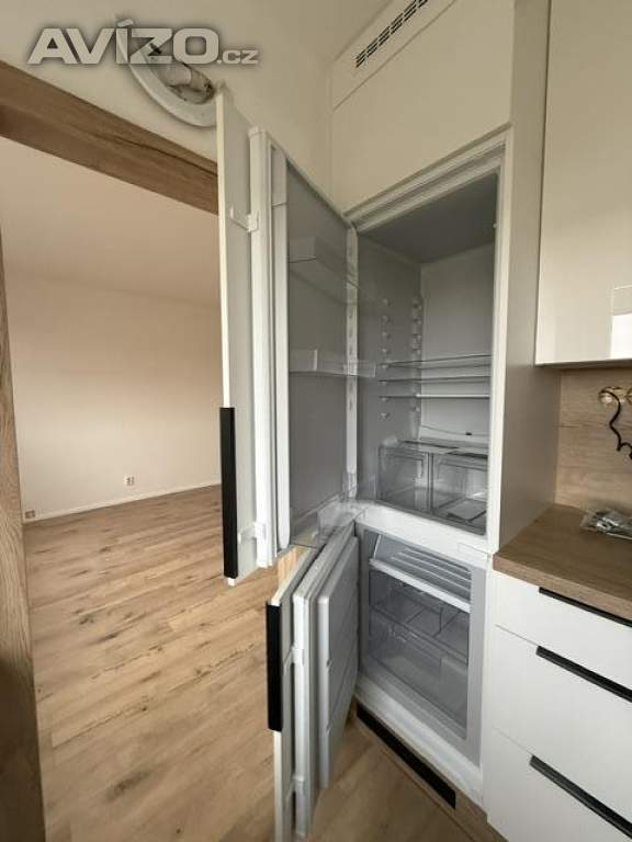 Foto inzerátu PRONÁJEM BYTU 1+1, OSTRAVAPORUBA, UL. PRŮBĚŽNÁ