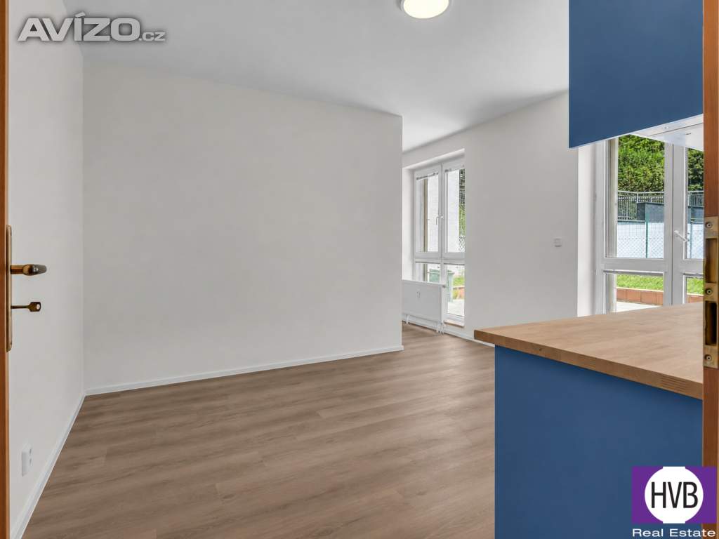 Foto inzerátu Prodej bytu 2+kk 35 m2 + předzahrádka 48 m2, OV, Praha 8 - Troja, ul. Vřesová