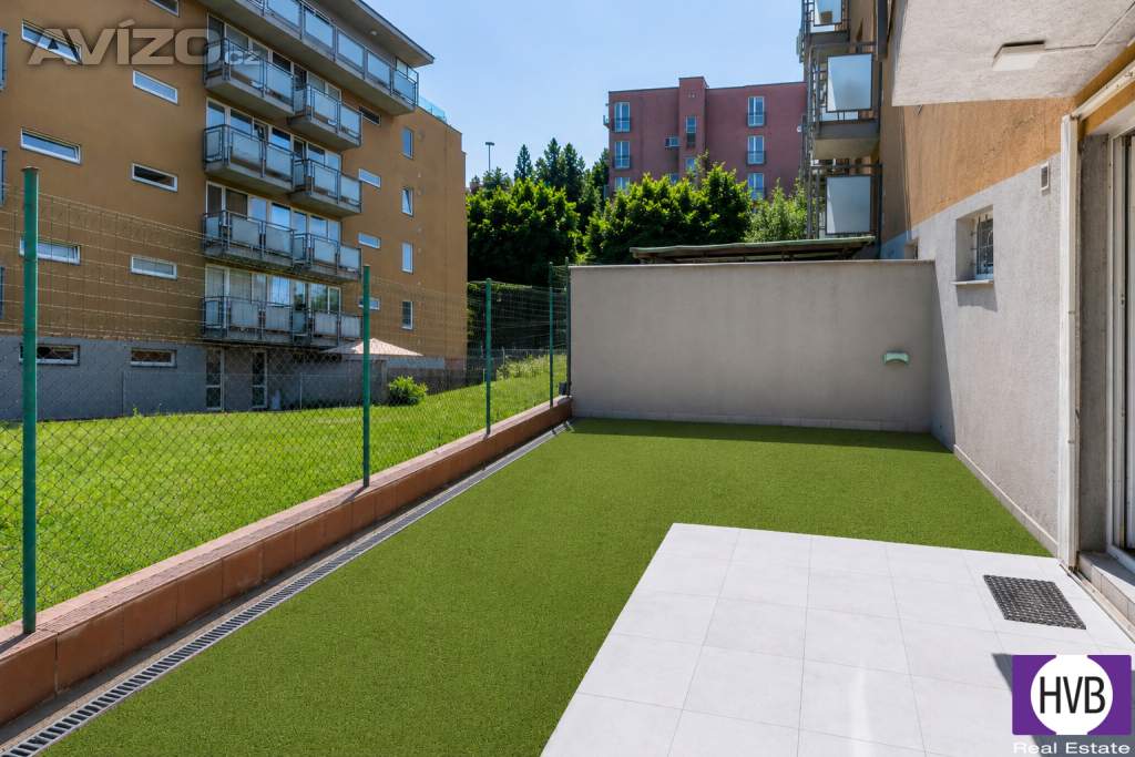 Foto inzerátu Prodej bytu 2+kk 35 m2 + předzahrádka 48 m2, OV, Praha 8 - Troja, ul. Vřesová