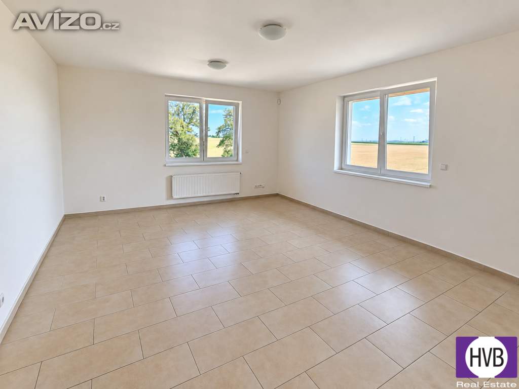 Pronájem bytu 3+1 + parkovací stání, 105 m2, V Alejíčkách - Zbuzany