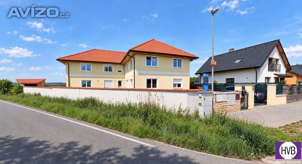 Foto inzerátu Pronájem bytu 3+1 + parkovací stání, 105 m2, V Alejíčkách - Zbuzany