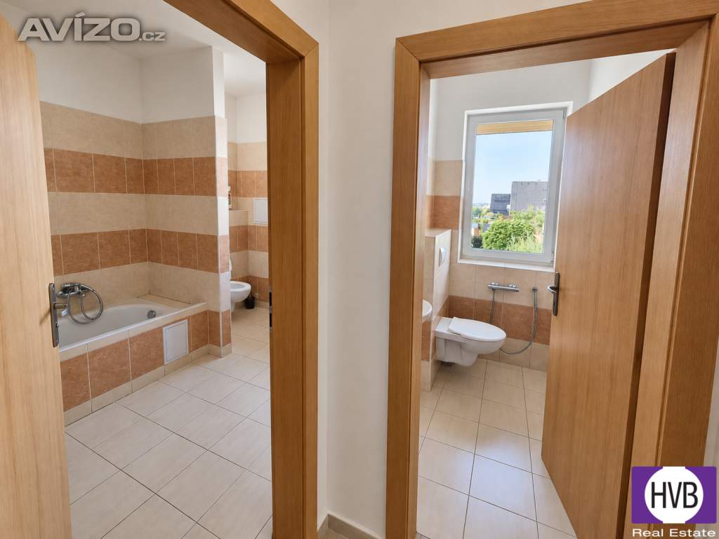 Foto inzerátu Pronájem bytu 3+1 + parkovací stání, 105 m2, V Alejíčkách - Zbuzany