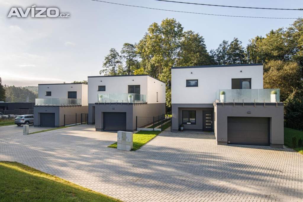 Prodej novostavby rodinného domu 5+kk s terasou a garáží v Dolní Lhotě u Ostravy