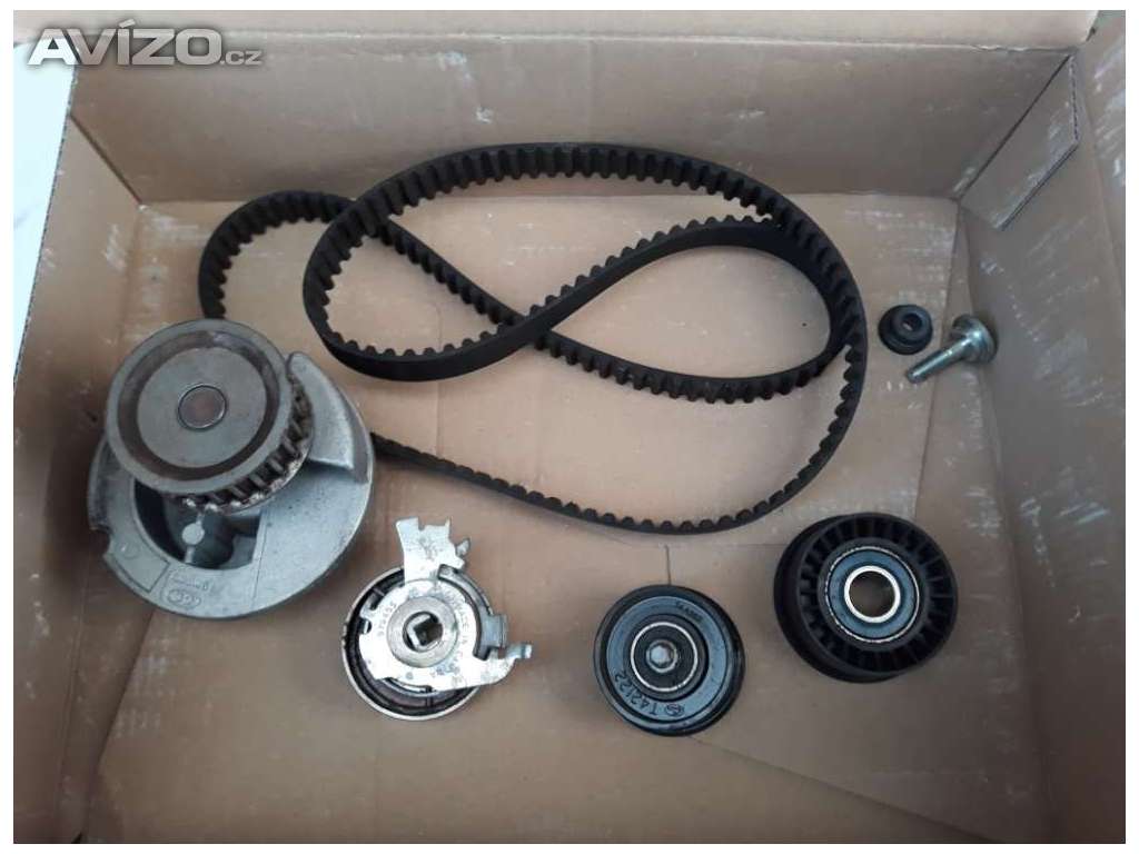 Vodní pumpa + sada ozubeného řemene Z18XE Opel Signum Vectra C 1,8 16V 03-05