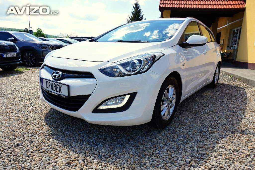 Hyundai i30 Accent TRIKOLOR 1,6 CVVT 88 kW