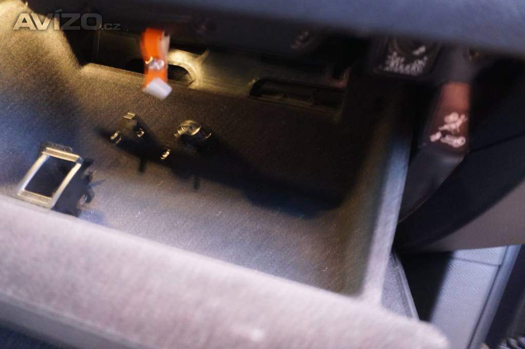 Foto inzerátu Volkswagen Passat 1,6