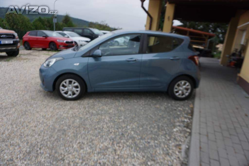 Foto inzerátu Hyundai i10 1,0   1 MAJ