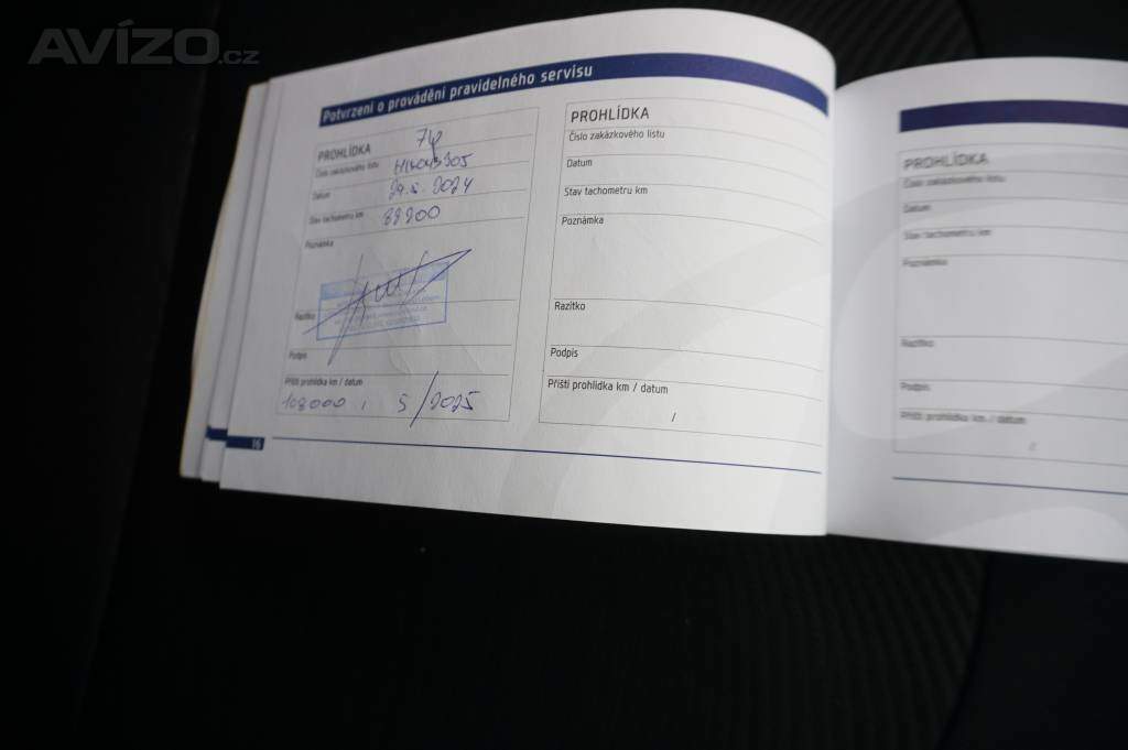 Foto inzerátu Hyundai i10 1,0   1 MAJ