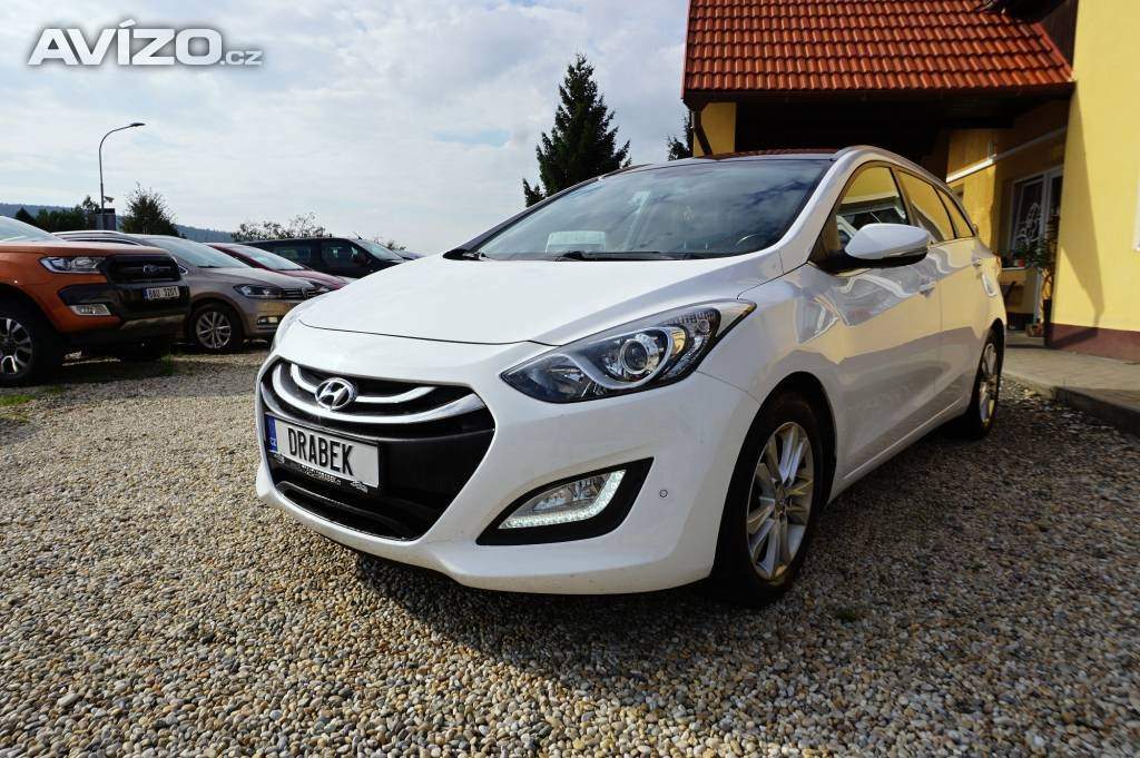Hyundai i30 TRIKOLOR WEEKEND 1,6 GDI 99 kW