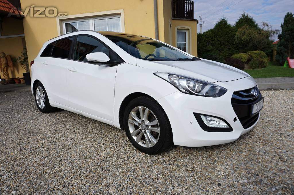 Foto inzerátu Hyundai i30 TRIKOLOR WEEKEND 1,6 GDI 99 kW