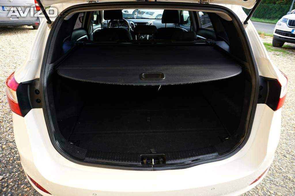 Foto inzerátu Hyundai i30 TRIKOLOR WEEKEND 1,6 GDI 99 kW