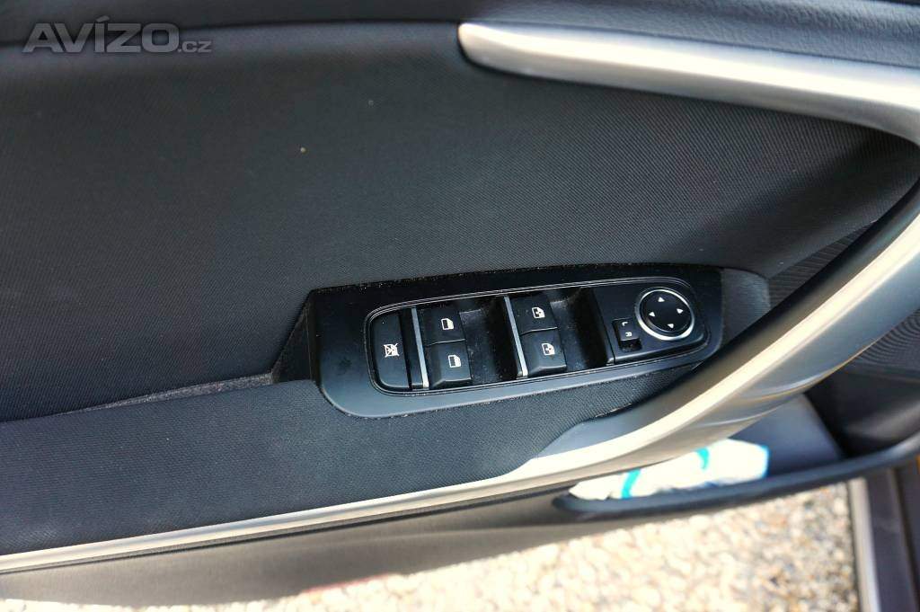 Foto inzerátu Kia XCeed 1,4 T-GDI 103 kW