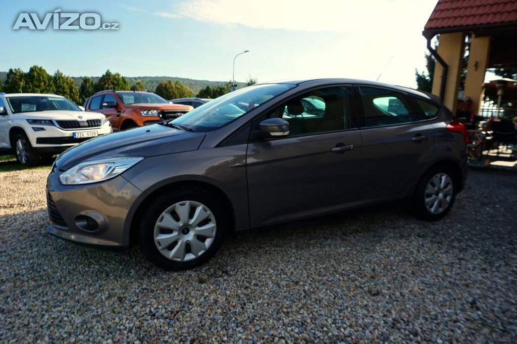 Foto inzerátu Ford Focus TREND 1,6 16V 77 kW