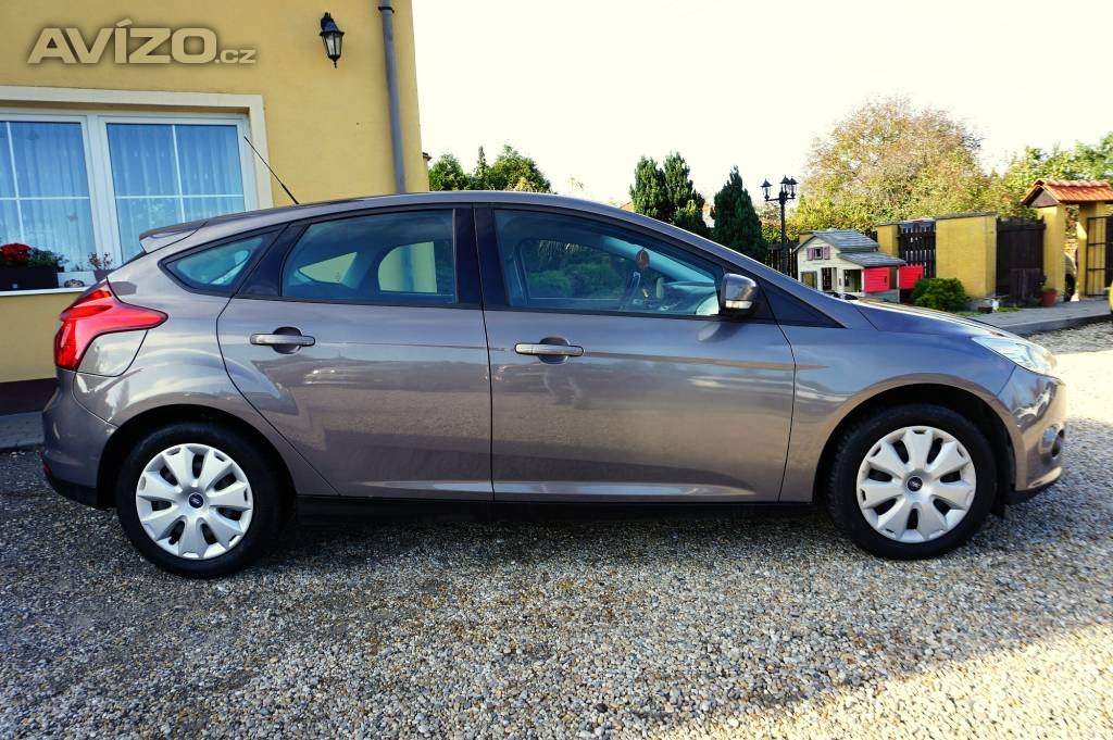 Foto inzerátu Ford Focus TREND 1,6 16V 77 kW