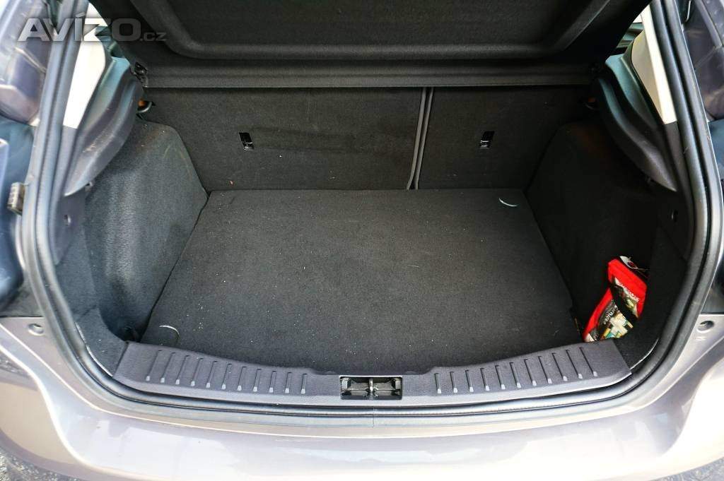 Foto inzerátu Ford Focus TREND 1,6 16V 77 kW