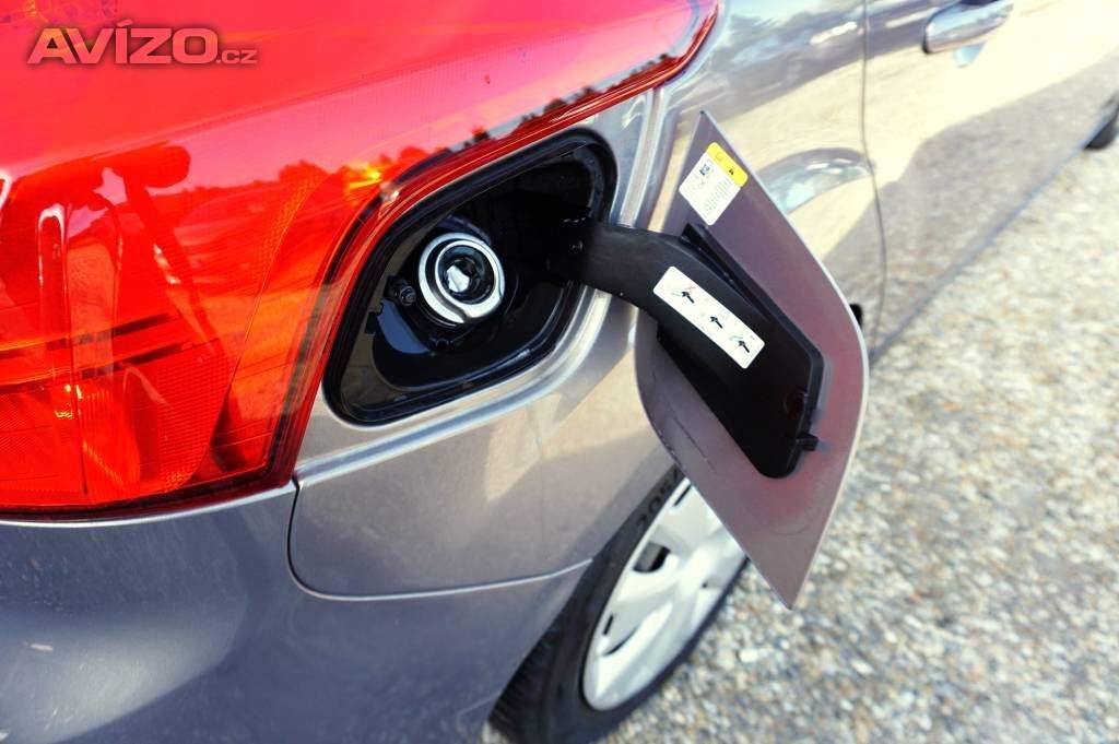 Foto inzerátu Ford Focus TREND 1,6 16V 77 kW